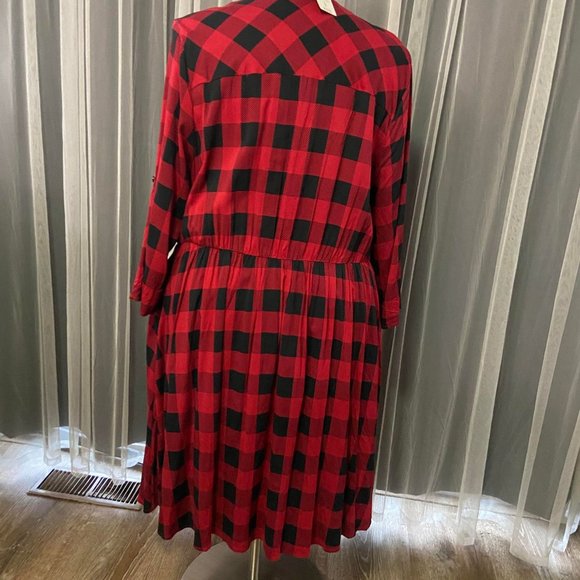 Torrid Red and Black plaid challis shirt dress SIZE 4 - Picture 5 of 6